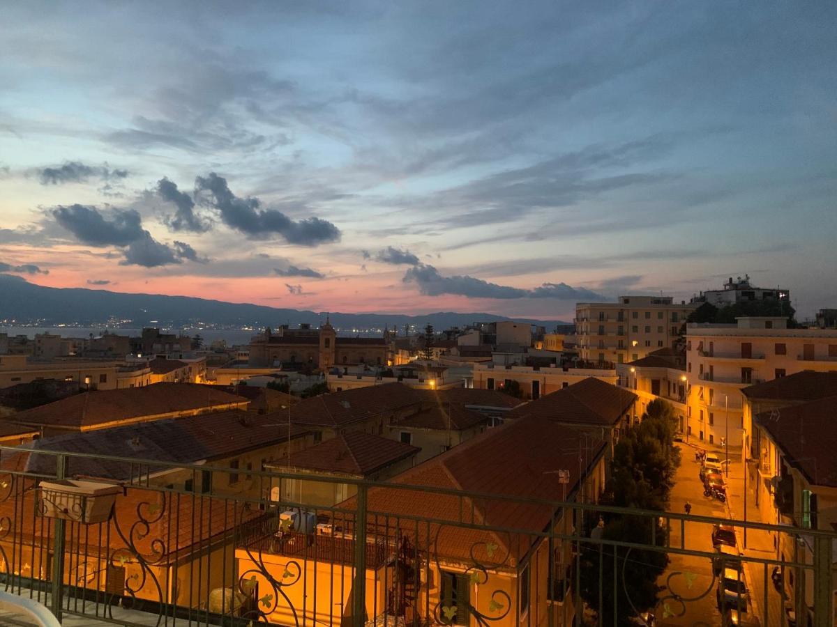 The Loft Bed & Breakfast Reggio di Calabria Ngoại thất bức ảnh